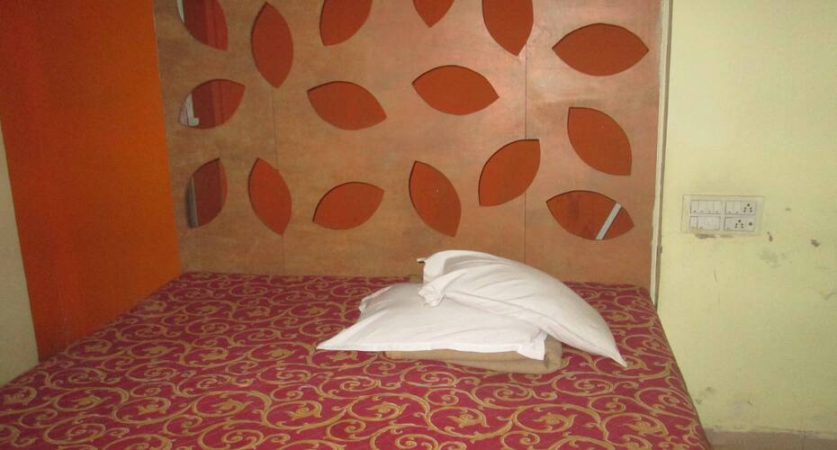 Hotel Sai Chandrakamal, Shirdi 1